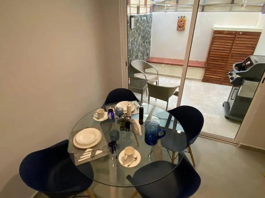 Gorgeous Duplex Mamitas Beach Jacuzzi 3Bd Lock-Out Playa del Carmen Apartment