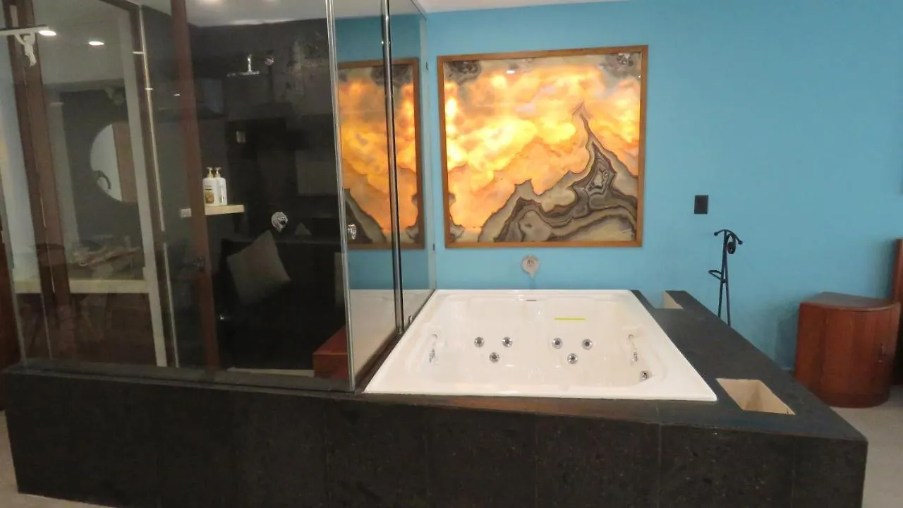 Gorgeous Duplex Mamitas Beach Jacuzzi 3Bd Lock-Out Playa del Carmen 0*,